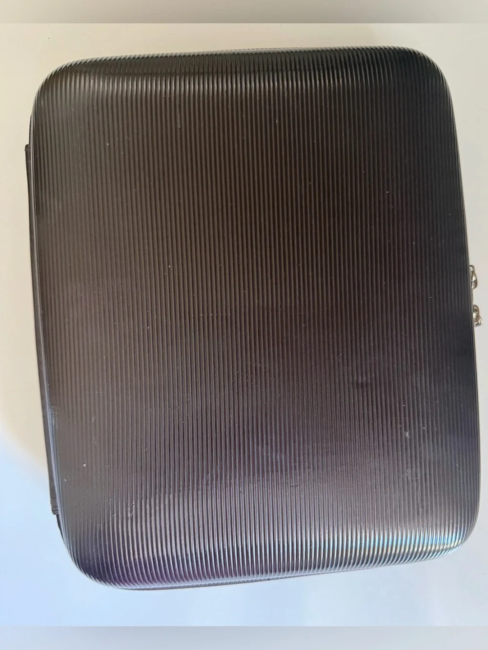 Laura Mercier Artist Portfolio Clam Shell Hard Make Up Cosmetic Case.